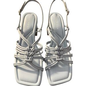 NEW Marc Fisher Women's Magnify 2 Open Toe Block Heel Sandals Powder Blue Size 8